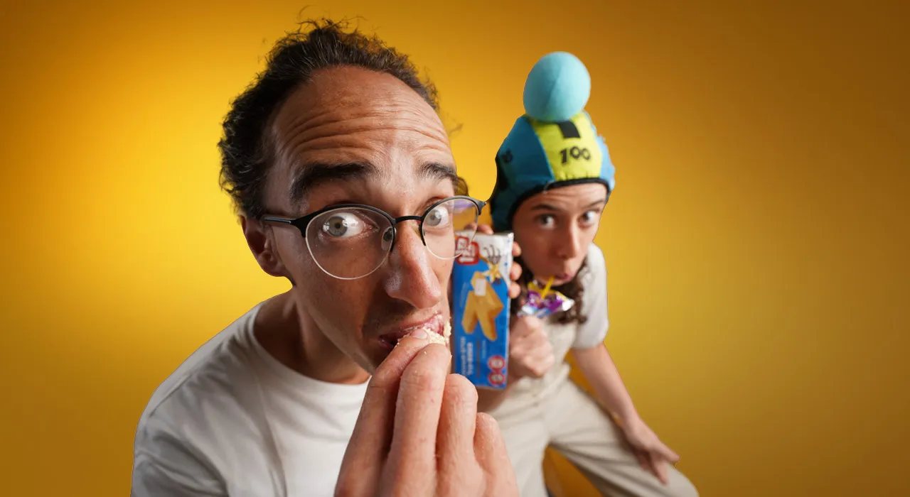 פוסטר ההצגה אחינועם ואני