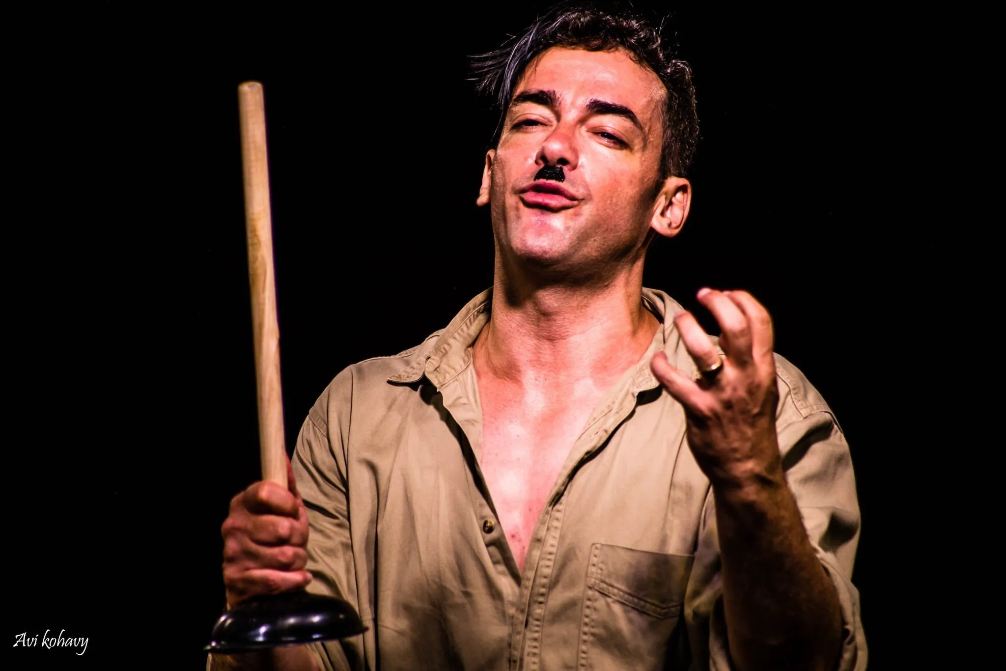 פוסטר ההצגה ימח שמי