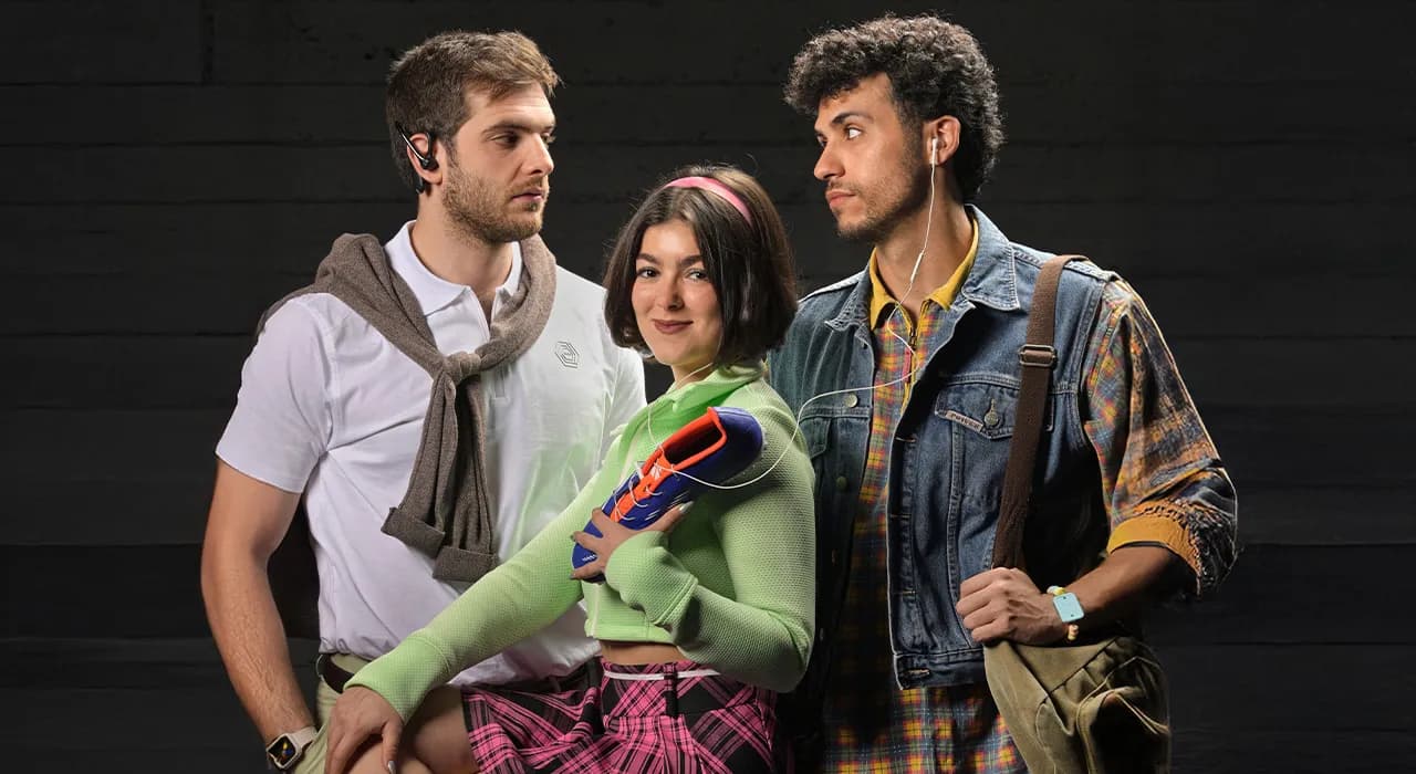 פוסטר ההצגה שותפים לנצח